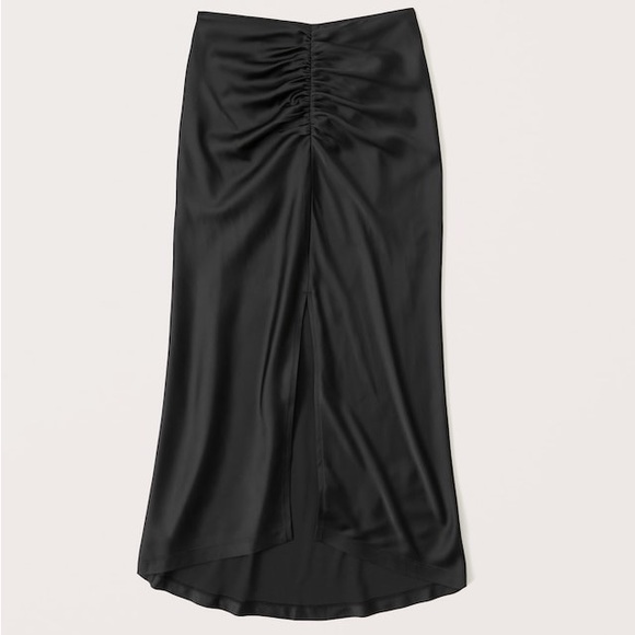 Abercrombie & Fitch Dresses & Skirts - ❤️‍🔥Satin Cinched Midi Skirt❤️‍🔥